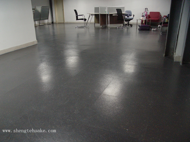 廣東東莞溜冰場(chǎng)橡膠地板工程實(shí)圖