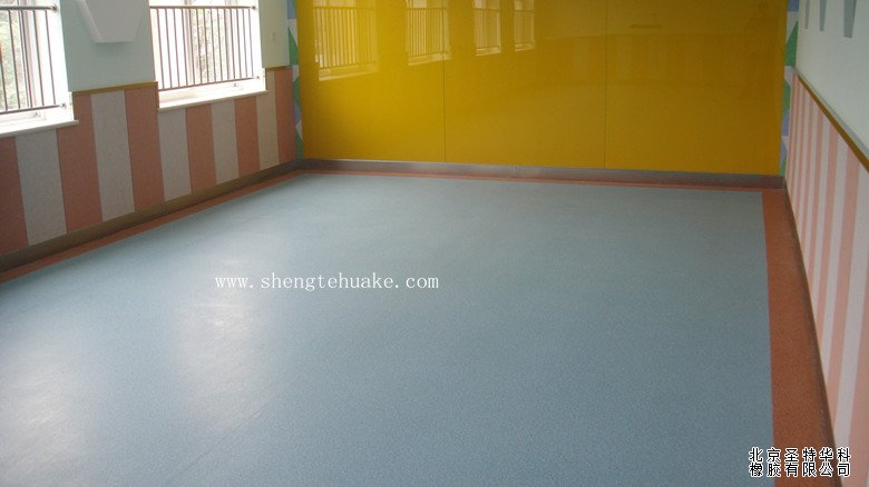 北京藍(lán)天宇鋒幼兒園橡膠地板工程實(shí)圖