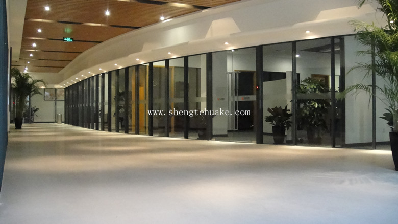 設(shè)計研究院建威大廈辦公樓橡膠地板工程案例